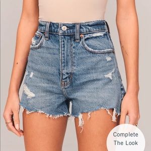 ABERCROMBIE High Rise Mom Short Medium Ripped Denim Shorts